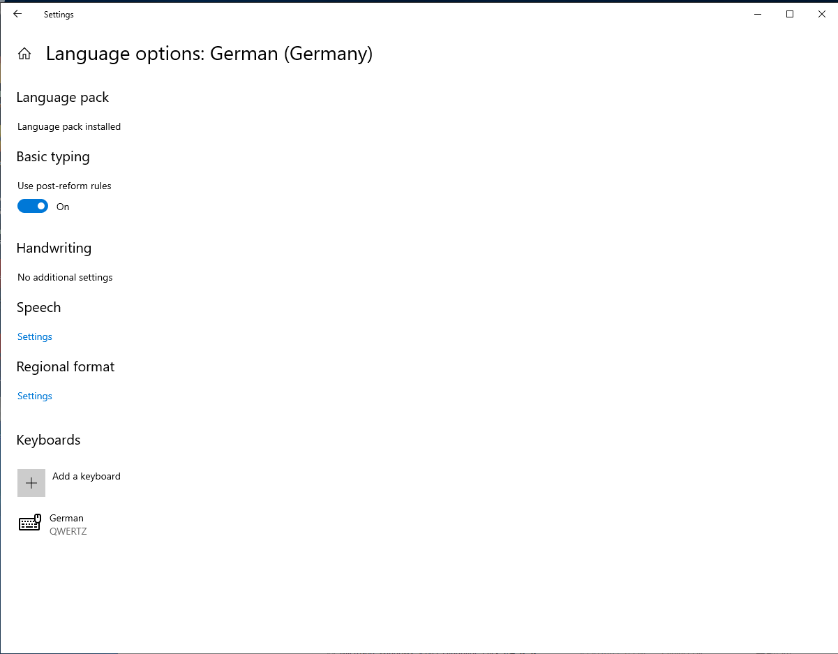 Language settings after installation showing the added display language available in Windows Server 2019.